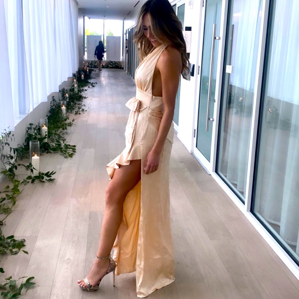Worn once! Beautiful dress perfect for a wedding. Brand is Majorelle size S!